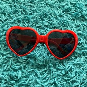 See Hearts! Heart shaped glasses
